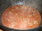 Tilsæt bouillon og tomat.