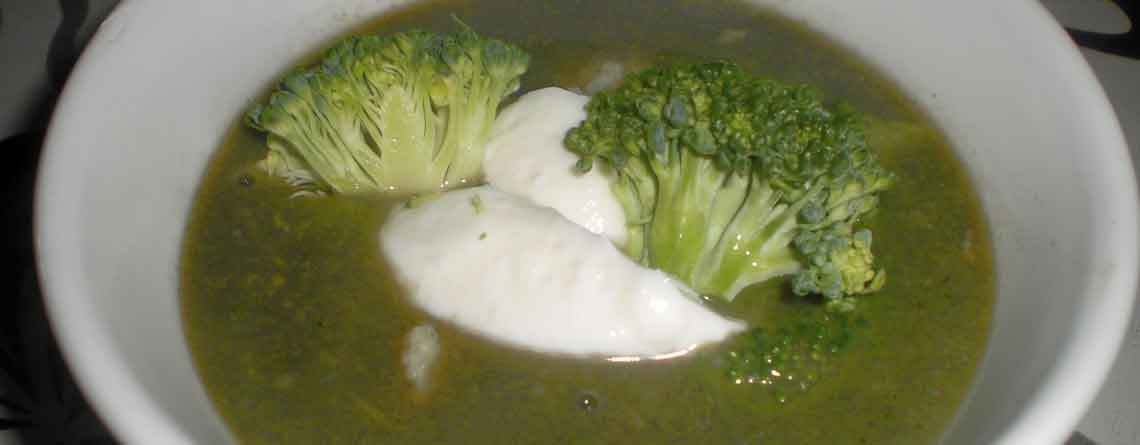 Kuller i broccolisuppe med karry