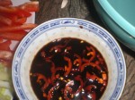 Kom chilipeber i sojasaucen.